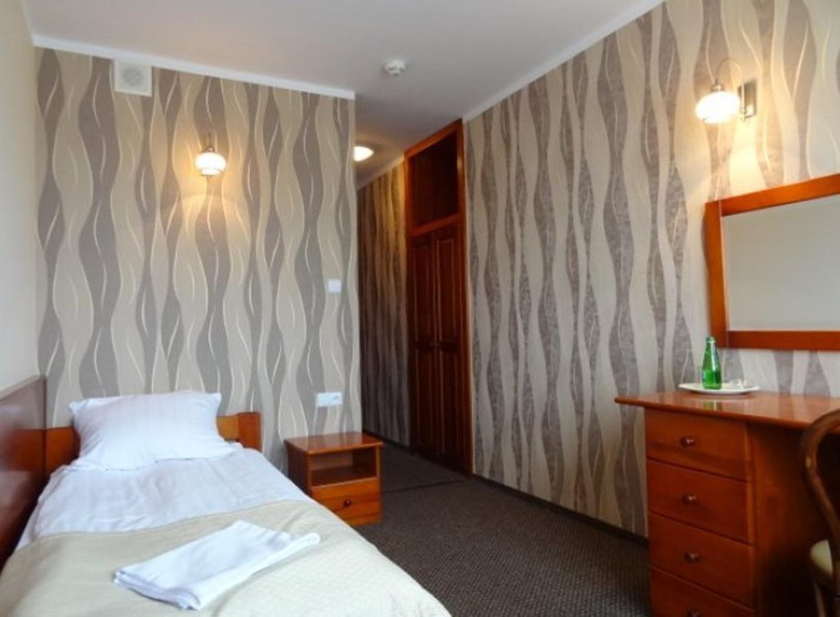 Hotel Restauracja Cukropol Gostyń Rom bilde